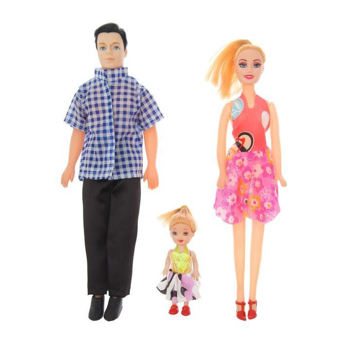 Кукла модель беременная с мужем и малышкой 