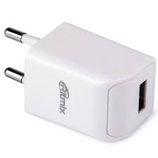 Зарядка USB 220В Ritmix RM-111 AC, белый